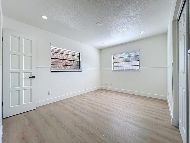 Building Photo - 3463 Arnel Dr