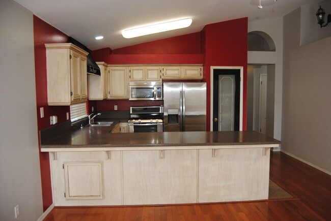 Building Photo - 3025 Starside Dr