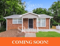 Building Photo - Charming 3 BR, 2 BA home is move-in ready