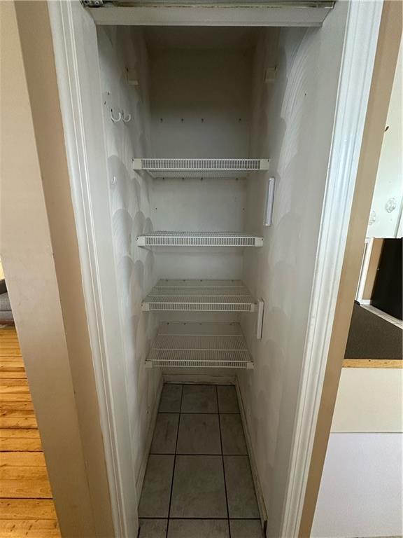 Building Photo - 35 Yates St