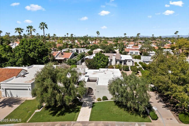 Building Photo - 8338 E San Rafael Dr