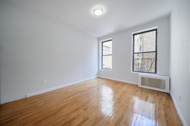 Primary Photo - 2 bedroom in NEW YORK NY 10018