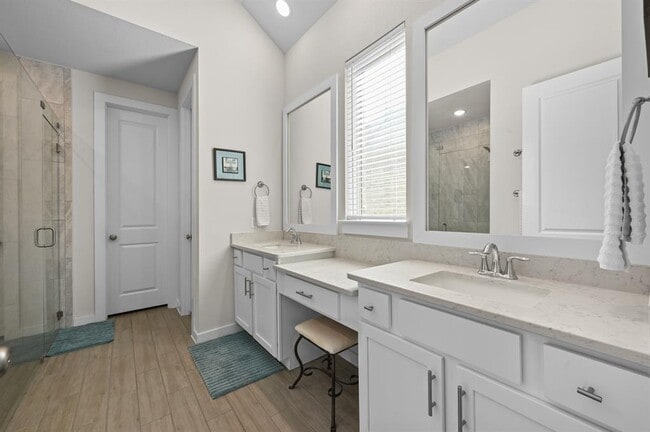 Building Photo - 217 Mineral River Lp