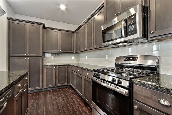 Building Photo - 3137 Gladiator St NE