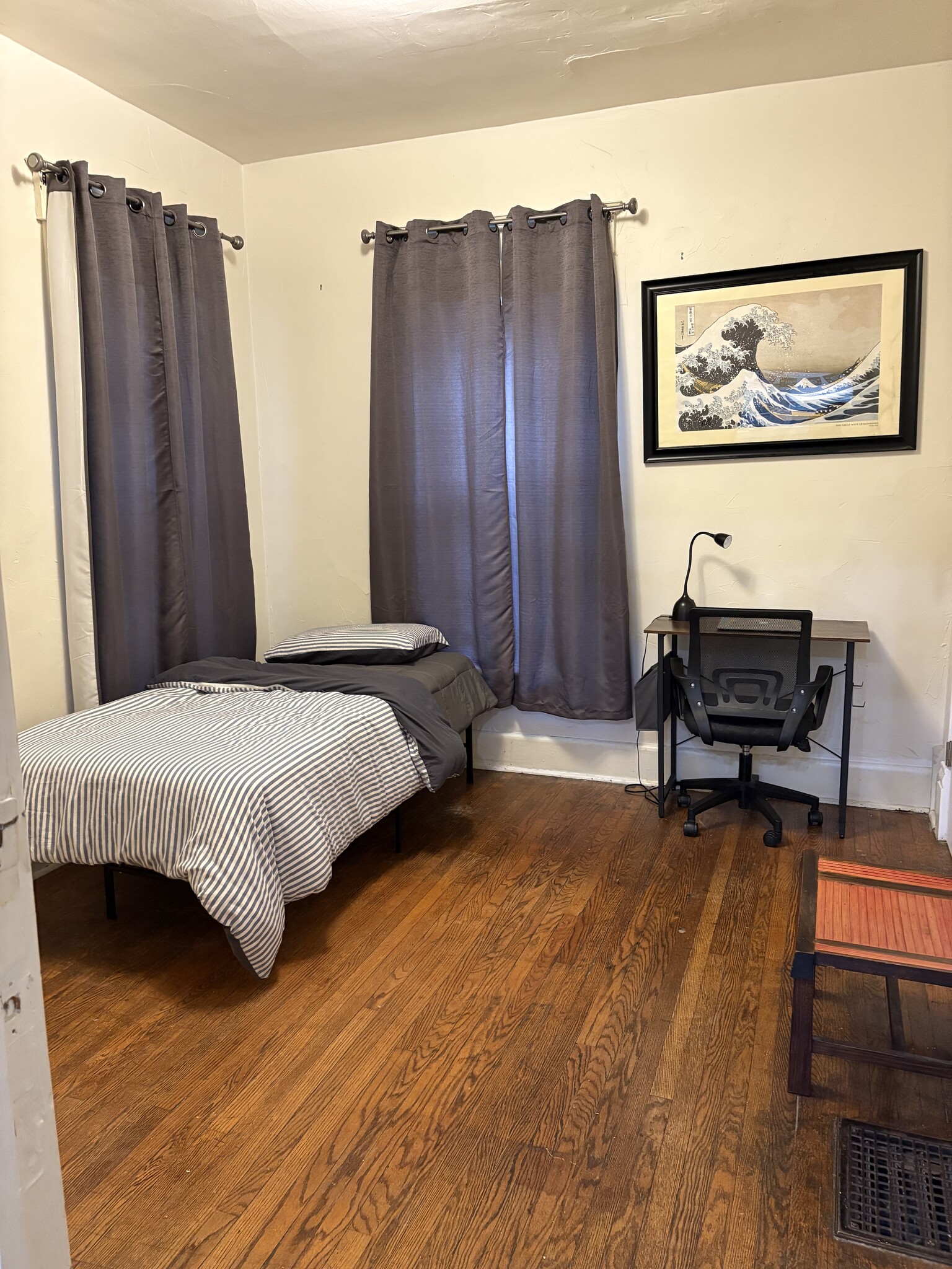 Bedroom 2 - 302 W Illinois St