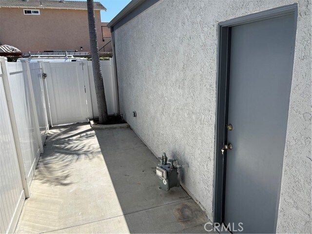 Building Photo - 4681 Twintree Dr