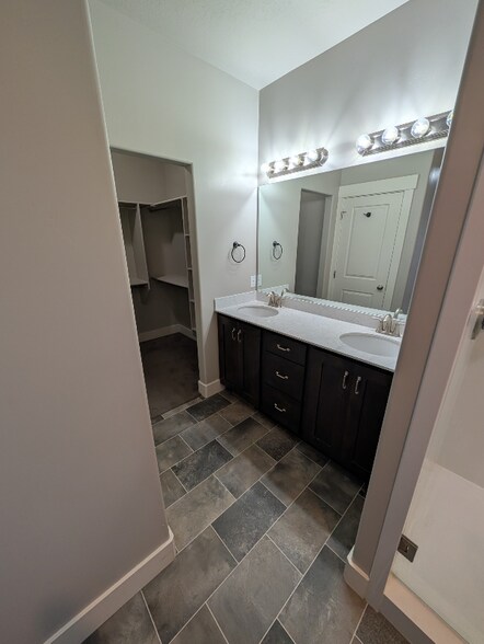 Building Photo - 638 W 1870 S