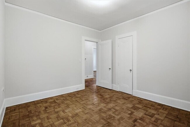 Building Photo - 1513 Melrose Dr SW