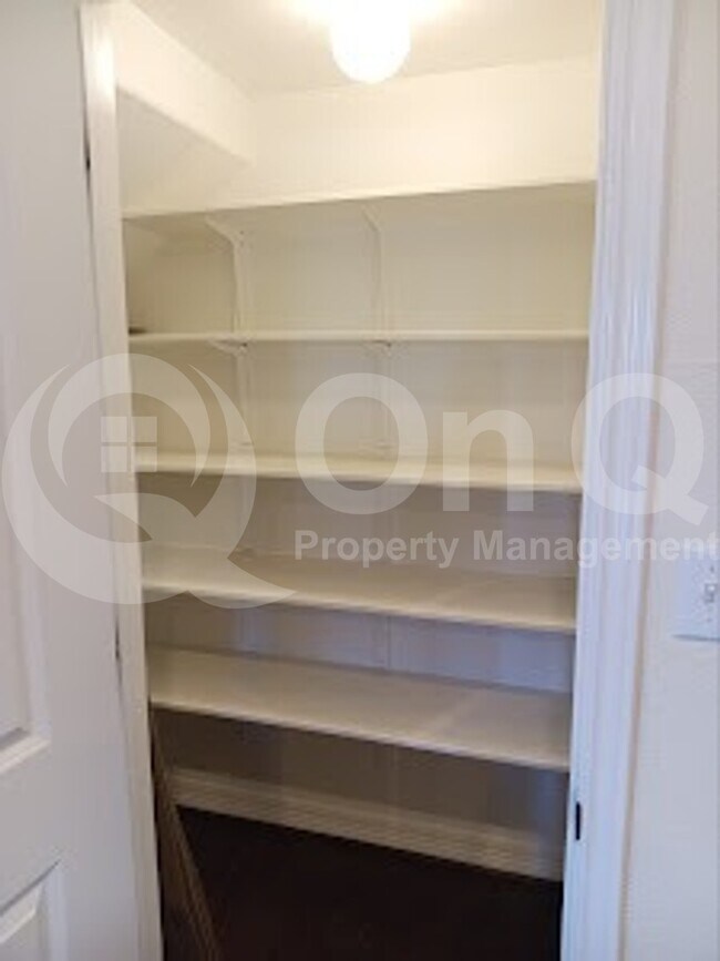 Building Photo - 12004 Terraza Cir