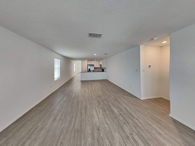 Building Photo - 171 Dodger Wy