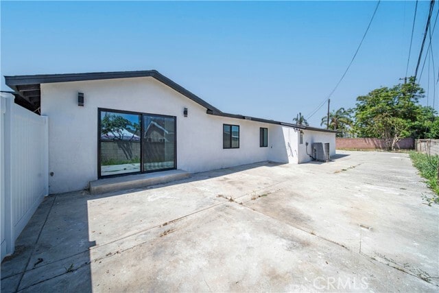Building Photo - 14215 Ragus St