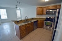 Building Photo - 2000 Erving Cir