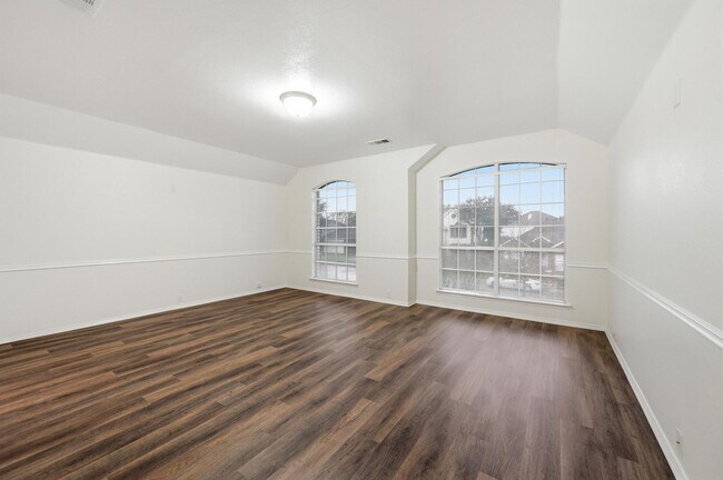 Building Photo - Beautiful home in Hurst-Euless-Bedford ISD