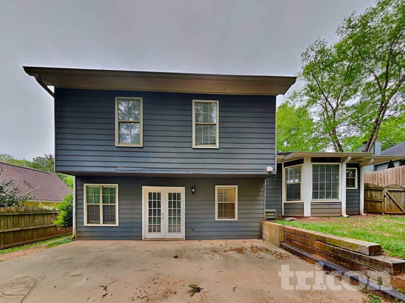 Building Photo - 2055 Towne Manor Dr NW