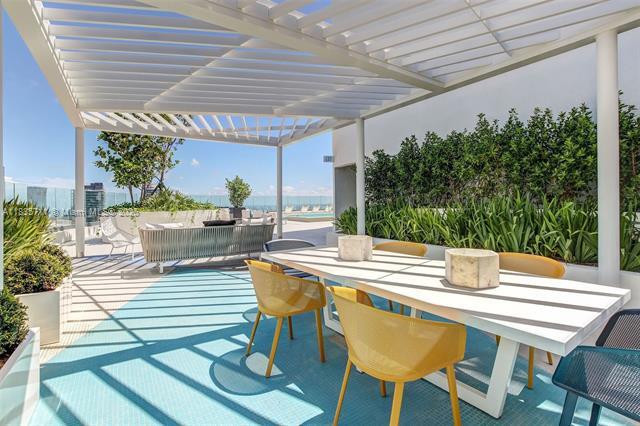 Building Photo - 55 SW 9th St