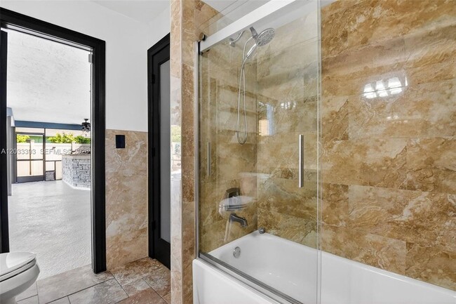 Building Photo - 13808 Geranium Pl