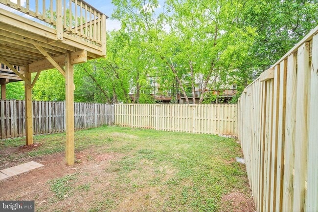 Building Photo - 11070 Clovertree Ct