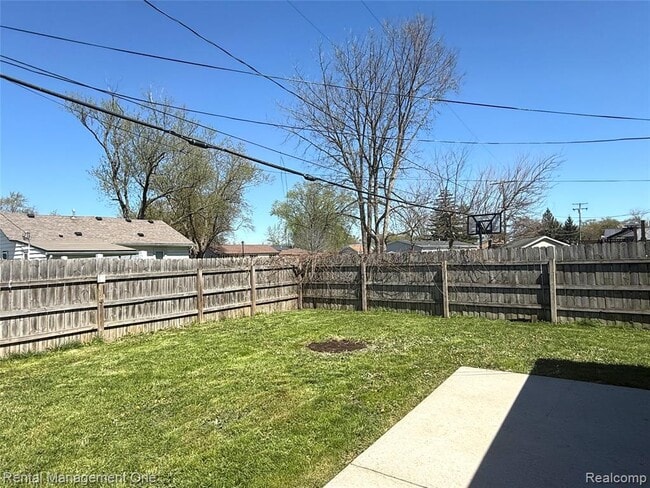 Building Photo - 3023 3rd St