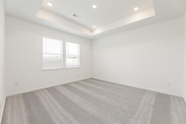 Building Photo - 9711 Burlington Bristol Dr