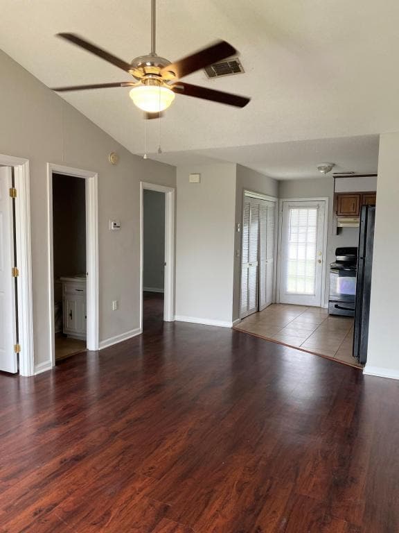 Building Photo - 140 Lanier Dr