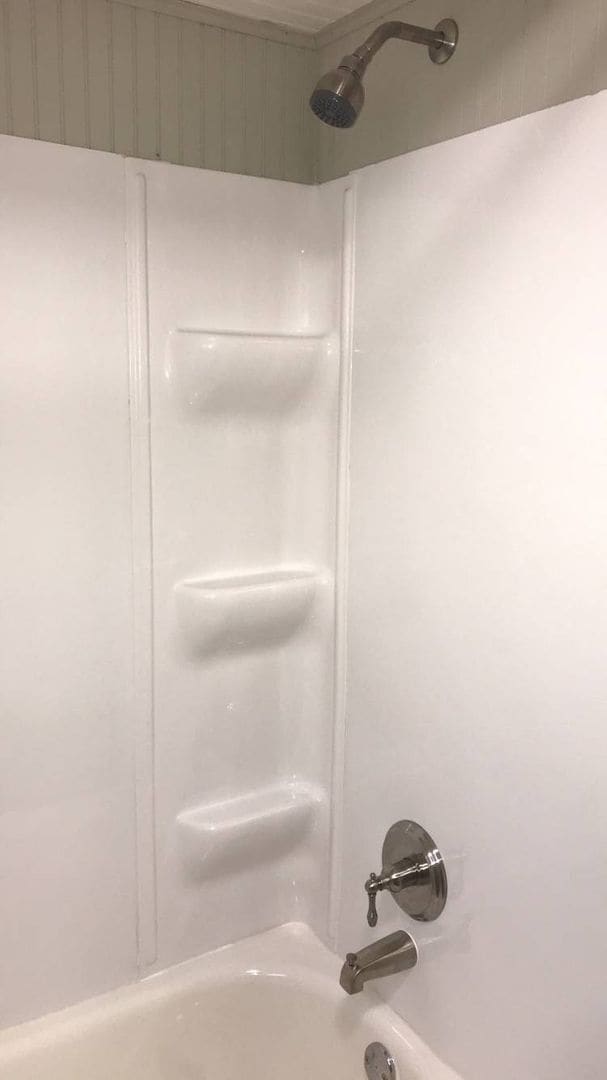 Building Photo - Updated 3 bedroom 1 bath mobile home with open floor plan