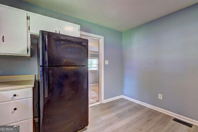 Building Photo - 970 Oglethorpe Ave