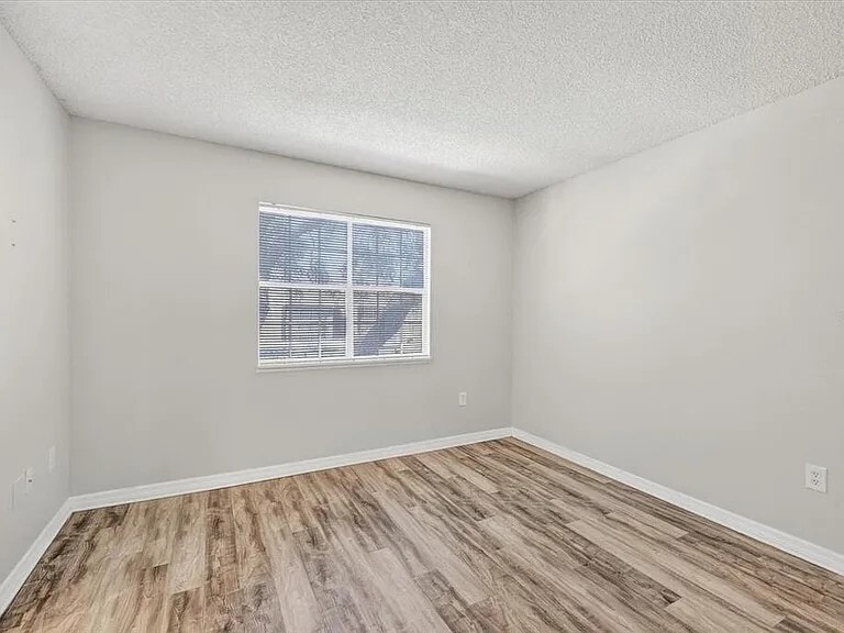 Building Photo - 2500 Winding Creek Blvd