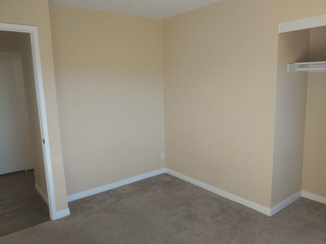 Building Photo - COMING SOON! Single Level 4 Bed/2 Bath in ...