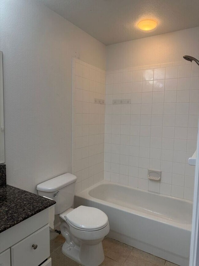 Building Photo - Townhome in Heritage Key, Kissimmee