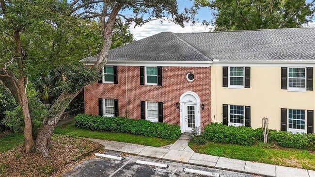 Building Photo - 13824 Orange Sunset Dr