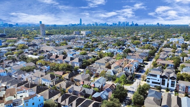 Building Photo - 5317 Feagan St