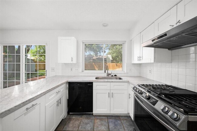 Building Photo - 3106 Battle Ridge Ln