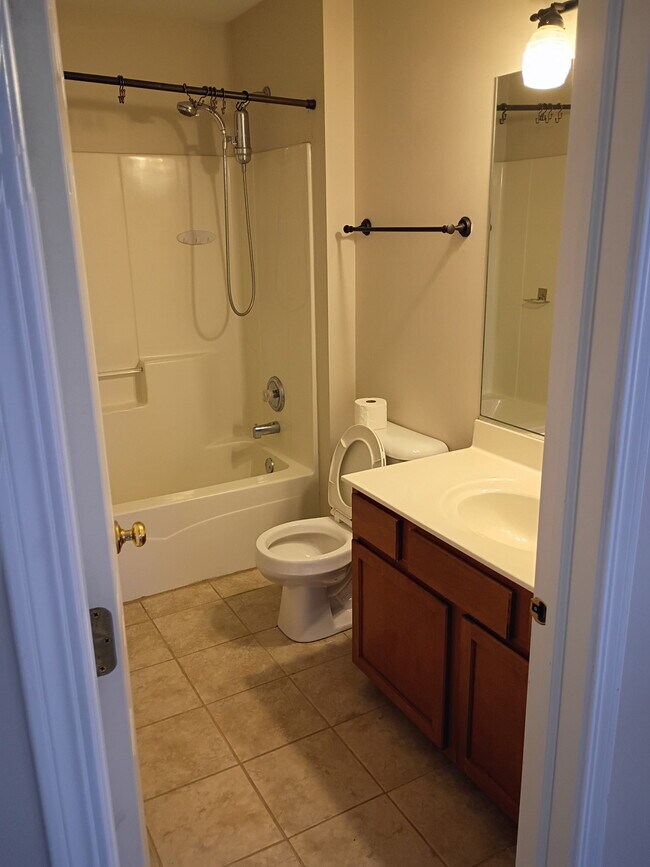 Building Photo - 188 S Concord Dr