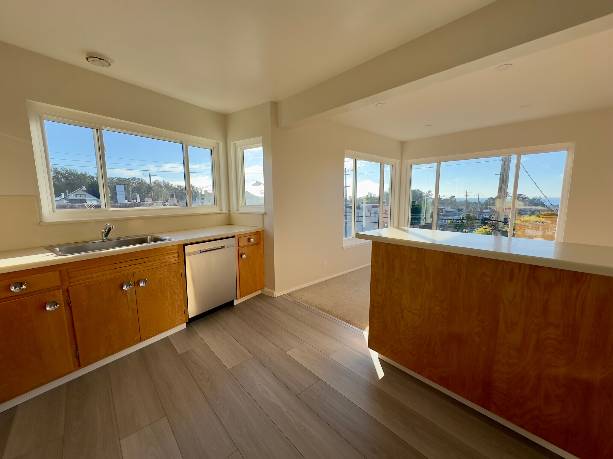 Building Photo - 2598 24th Ave