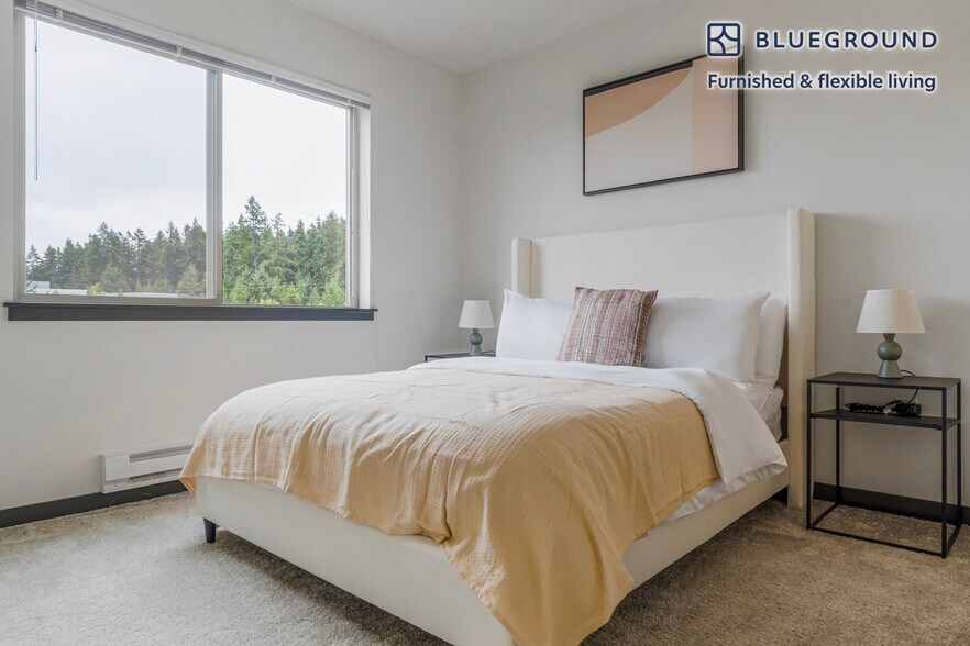 Building Photo - 15566 Northeast 22nd Place-SI FL7-ID910