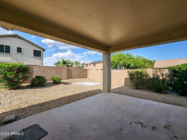 Building Photo - 15432 W Tasha Cir