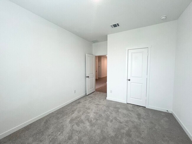 Building Photo - STUNNING New Construction 4/3 in Voss Farms, NBTX