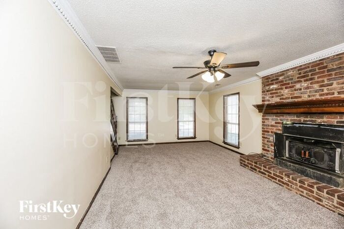 Building Photo - 4600 Stage Rd
