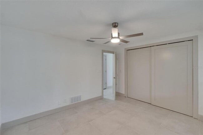 Building Photo - 1492 Sea Gull Dr S
