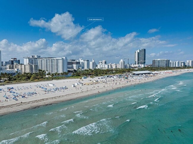 Building Photo - 1623 Collins Ave