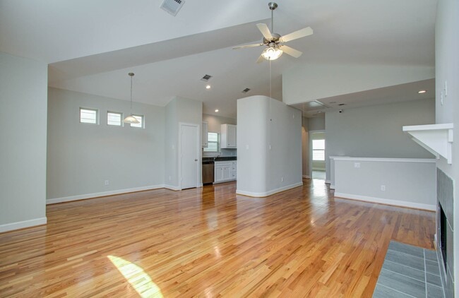 Building Photo - 11514 Main Cypress Dr