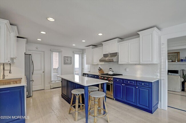 Building Photo - 402 Philadelphia Blvd