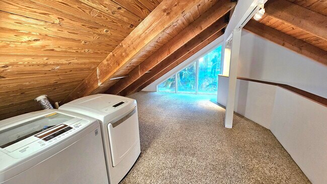 Building Photo - 2948 NW 69th Ct