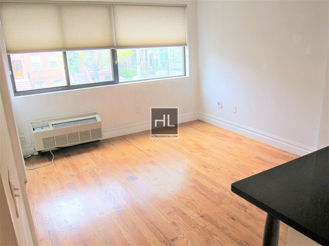 Building Photo - 2BR 1BA located in One of Brooklyns Most P...