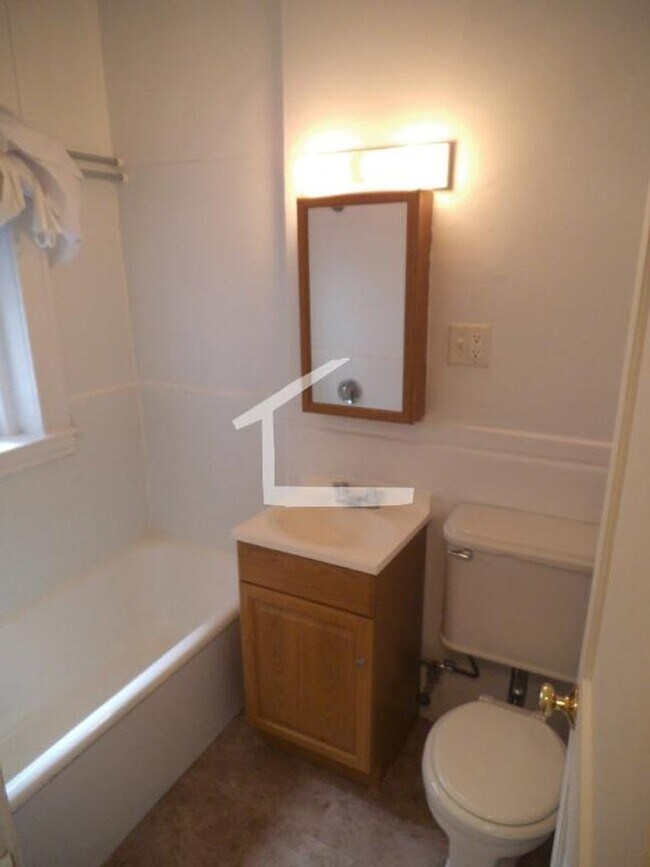 Building Photo - 1bed in Allston rent$2295