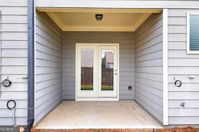 Building Photo - 5524 Garens Way