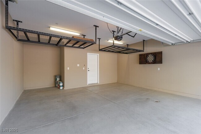 Building Photo - 1254 Venue St