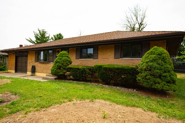 Building Photo - 1575 Northdale Rd