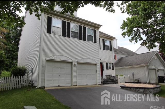 Building Photo - 96 Marion Dr