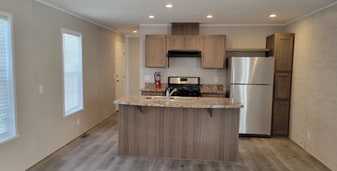 Building Photo - 109 Applewood Ln